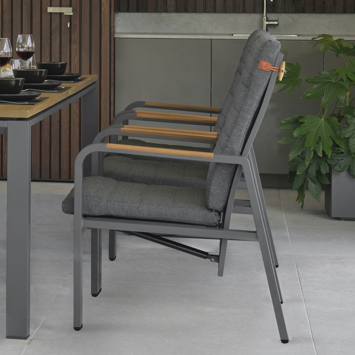 Étkezőbútor - Montana