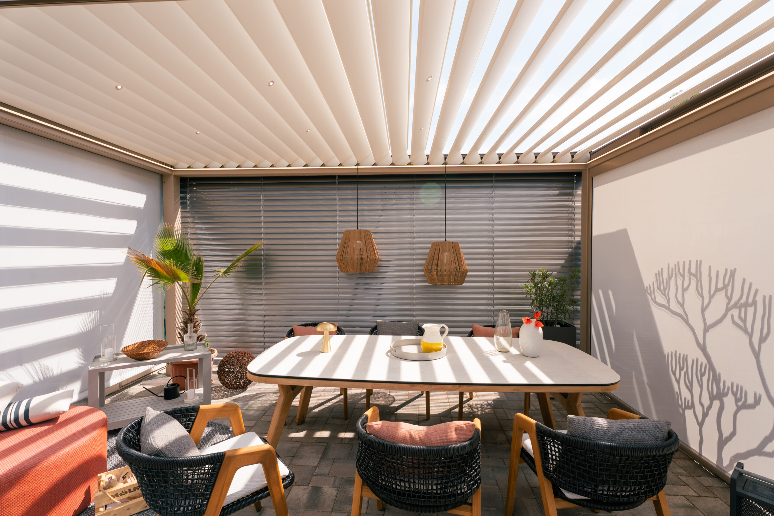 Bali - kültéri étkező asztal